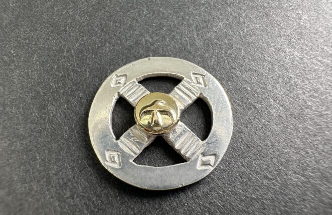 楽天市場】ゴローズ goro's 美品 K18付き全金ホイールクロス