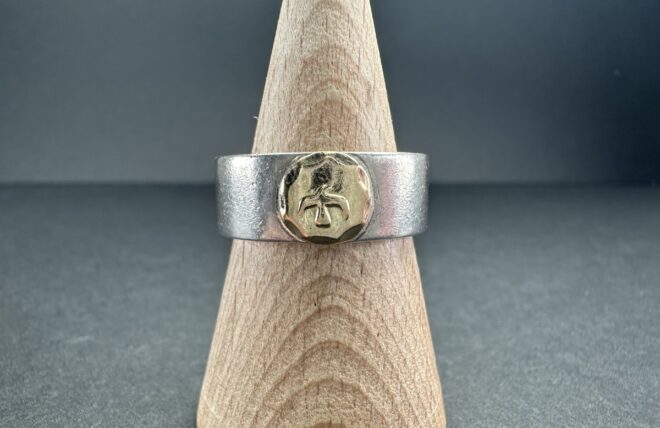 楽天市場】goro's(ゴローズ) レザーリング(革製リング) 19号【中古 楽天市場】goro's(ゴローズ) レザーリング(革製リング) 19号【中古