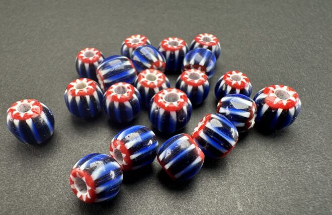 楽天市場】シェブロンビーズ ゴローズ検索 (赤/白/青)※1粒の価格になり