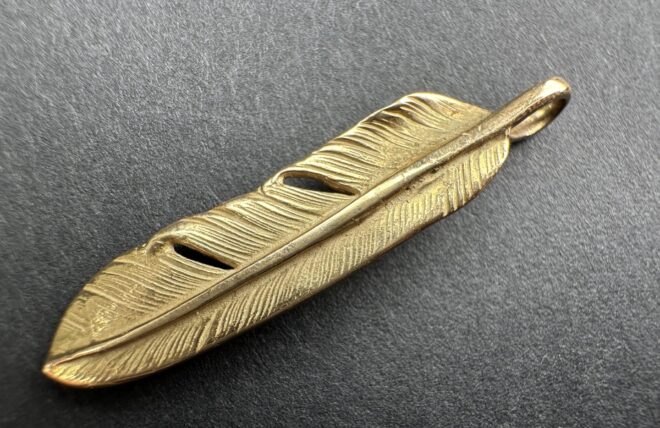 ゴローズ  goro\u0027s 美品 全金羽毛 M (右)