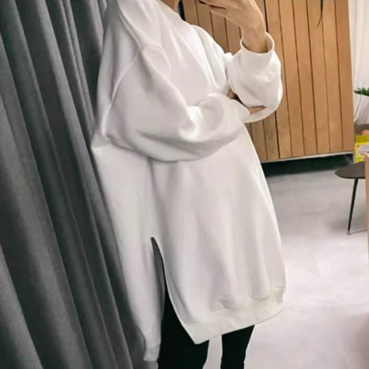 レディース トップス スウェット 伸縮性 スリット プルオーバー 大人可愛い かわいい トレーナー おしゃれ こなれ感 オーバーサイズ ワイド 長袖 レトロ カジュアル ラウンドネック 丈長 サイドスリット シンプル ラフ かっこいい