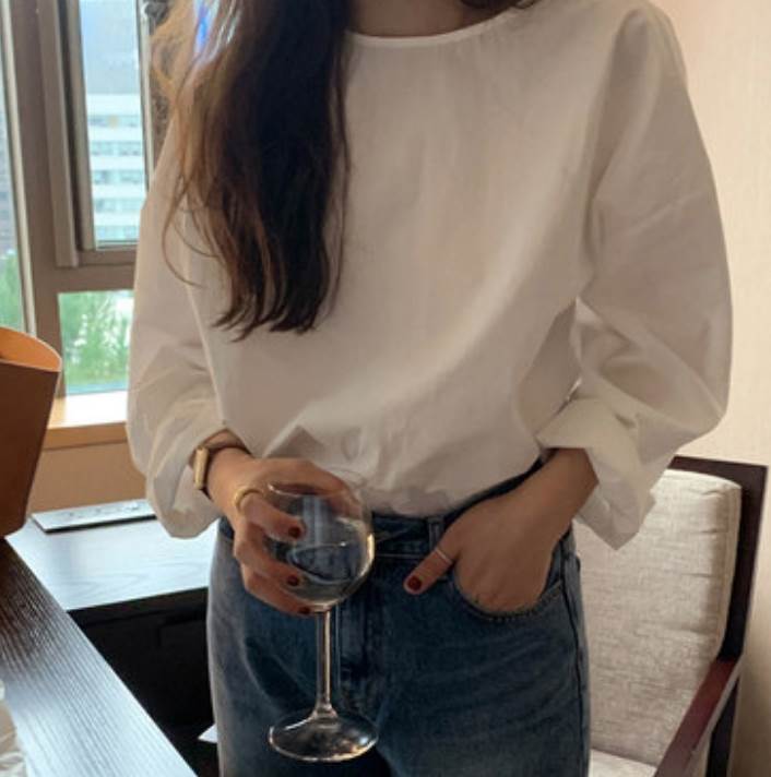 トップス デート 女子会 デート きれいめ スタイル おしゃれ カジュアル トレンド 大人可愛い 流行 上品 シンプル 旅行 大人 インスタ映え 存在感 かわいい トップス 着回し モテ お洒落 休日 コーデ ファッション