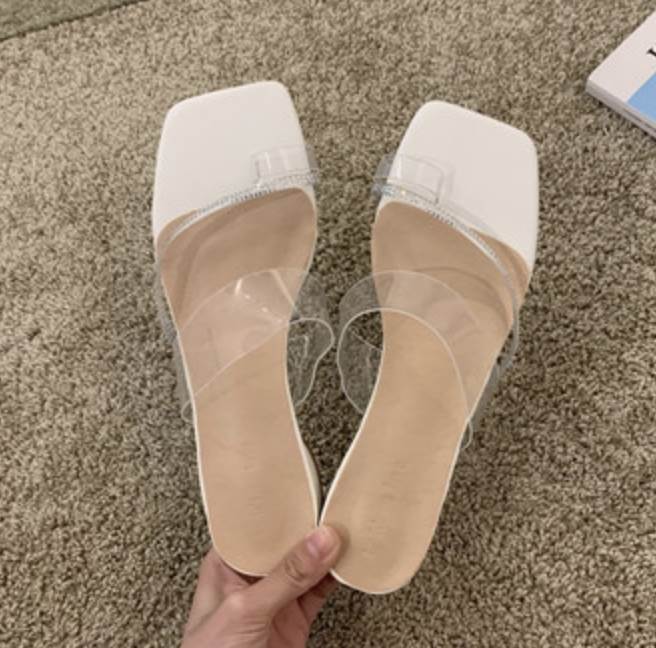 サンダル レディースシューズ レディースシューズ 個性的 トレンド お洒落 旅行 シンプル 上品 大人っぽい カジュアル インスタ映え 流行 きれいめ サンダル 大人可愛い 主役級 おしゃれ かわいい 存在感 大人