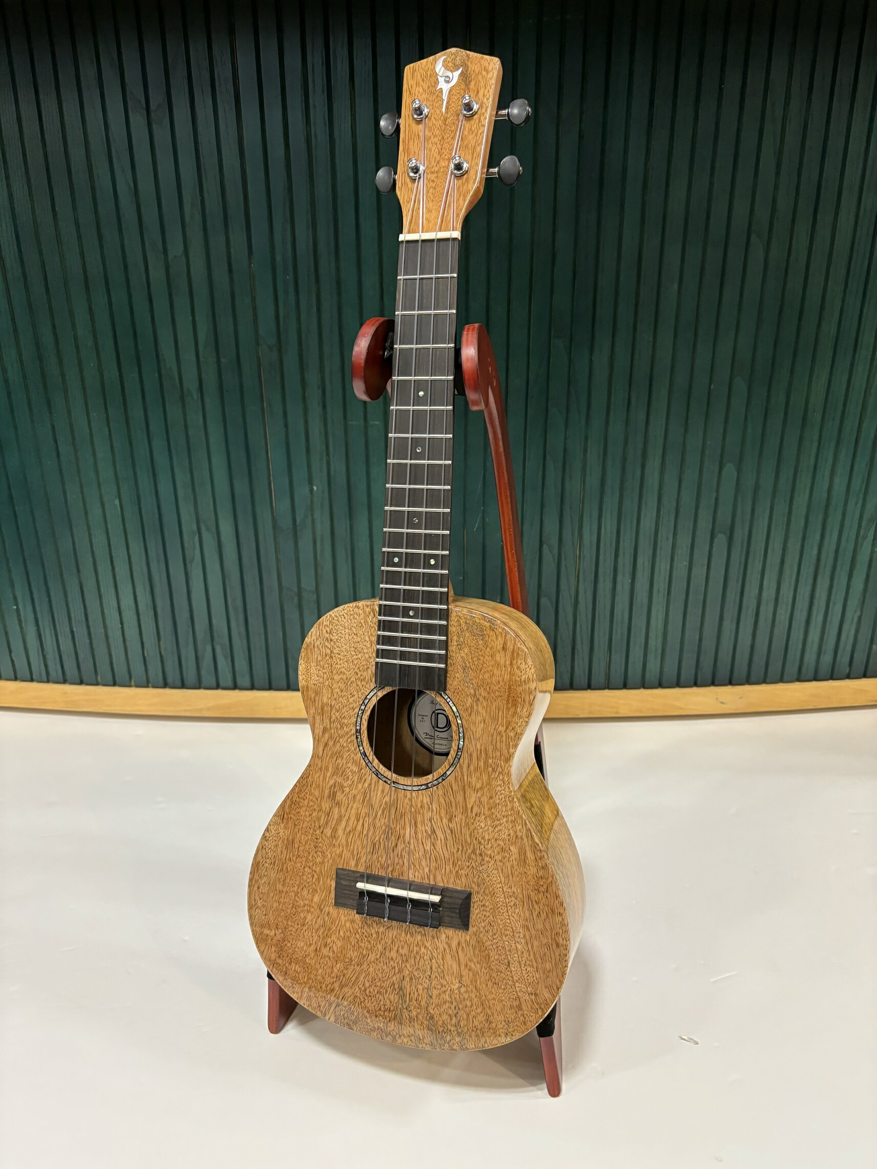 【楽天市場】【展示品】DCT KOKOMO6 ウクレレ コンサート マンゴー単板：ミュージック昭和