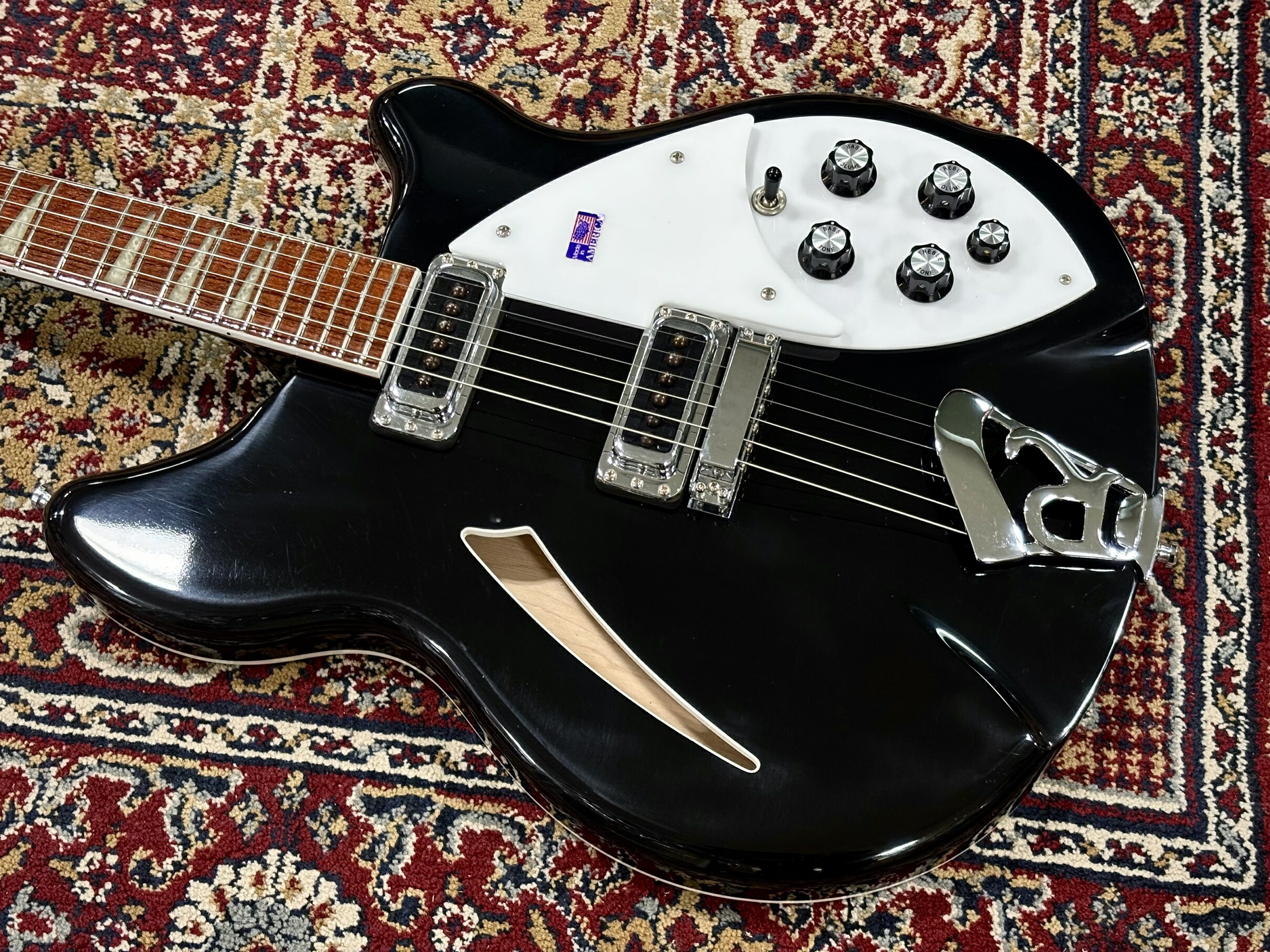 【美品】Monogram Rickenbacker Model リッケンバッカー 楽天市場】MONOGRAM モノグラム/エレキギター/リッケンバッカータイプ