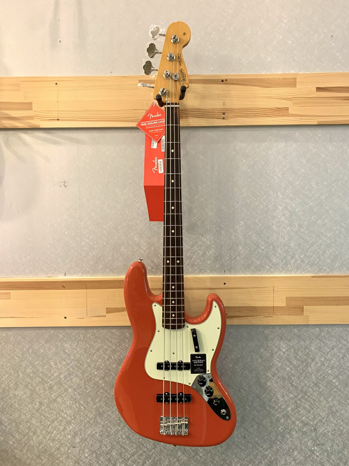 【展示品】Fender Vintera II 60s Jazz Bassフェンダー ビンテラ ジャズベース フィエスタレッド|ミュージック昭和