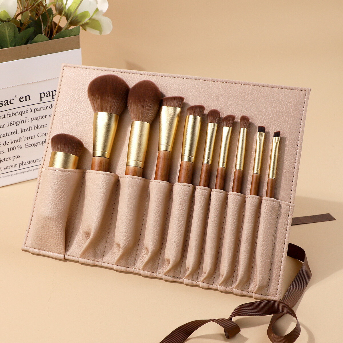 SIXPLUS x マリリン メイクブラシ 10本セット 【選べる特典付】 コラボ