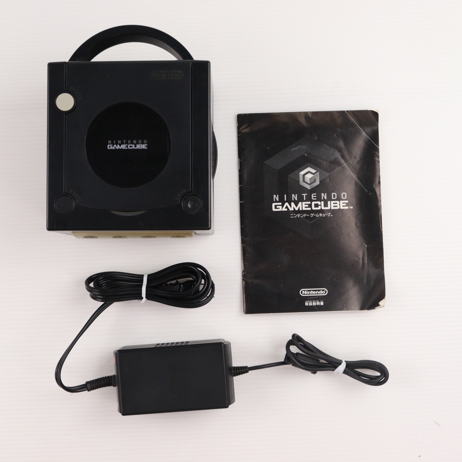GC ニンテンドーゲームキューブ　シャア専用BOX Amazon | ニンテンドーゲームキューブ シャア専用BOX【メーカー