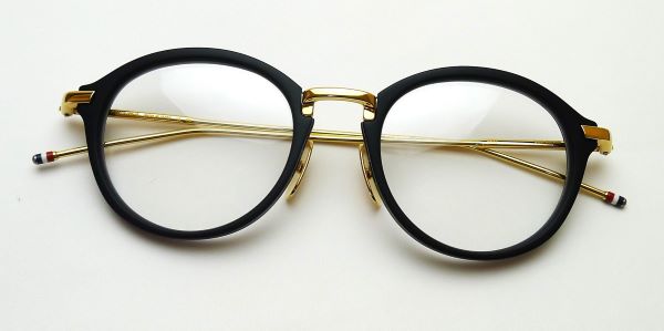 THOM BROWNE（トム赤銅色） UEO011A-410-49（matte navy - gold）