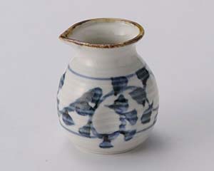 【まとめ買い10個セット品】和食器 オ303-168 タコ唐草そば徳利(大)【キャンセル/返品不可】【メイチョー】