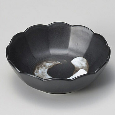 【まとめ買い10個セット品】和食器 ネ098-248 黒マット刷毛十二角菊型皿【メイチョー】