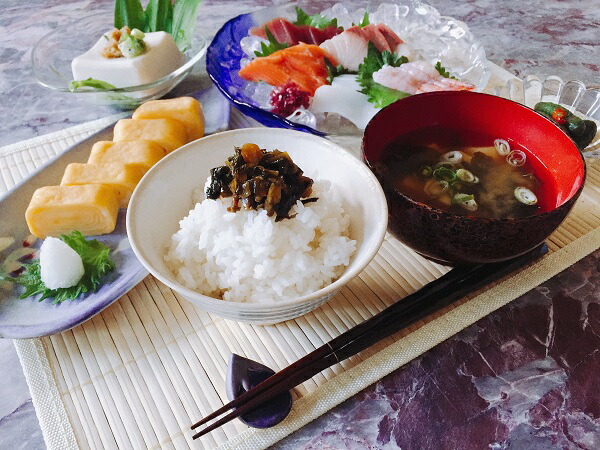 【あぶらたかな(200g)】648円・話題のえごまと、高菜が一つになりました。ごはんはもちろん、おにぎりやチャーハンにも。5000円以上お買い上げで送料無料。株式会社郡山銘販えごま油お土産バレンタイン