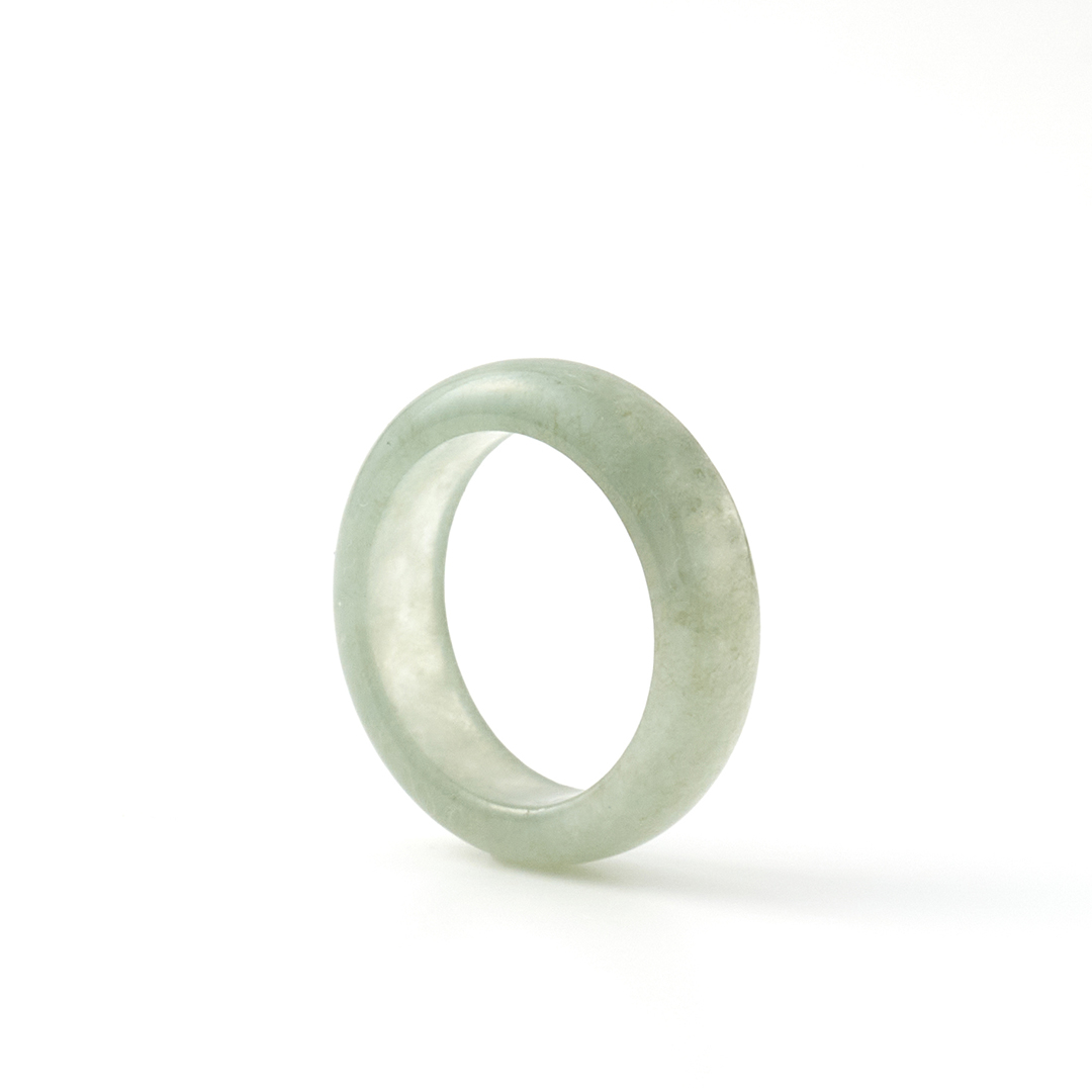 楽天市場】今までにないこんもりとした形が新しい！【翡翠