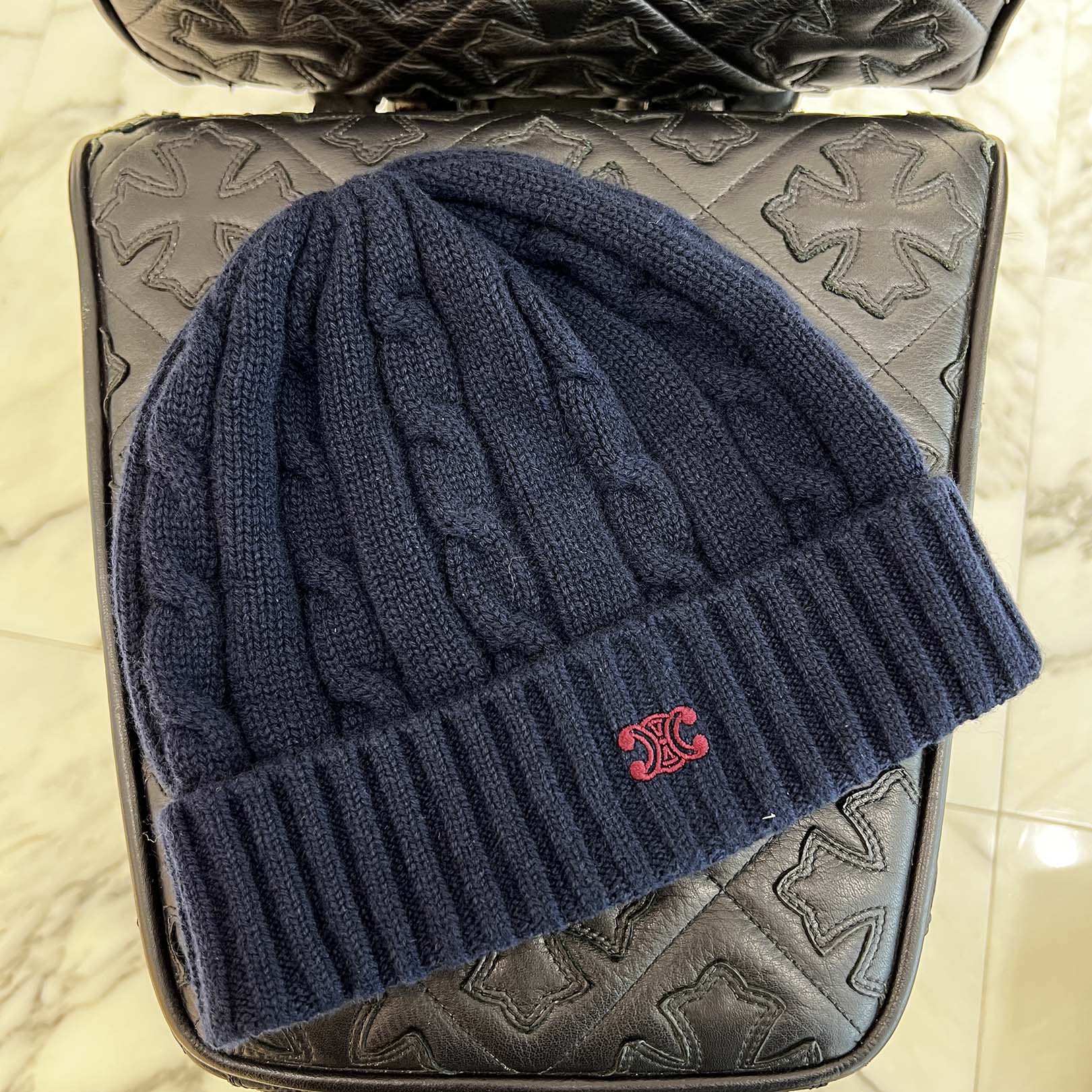 セリーヌ ビーニー 楽天市場】CELINE セリーヌ ニット帽 2AG83 207O メンズ