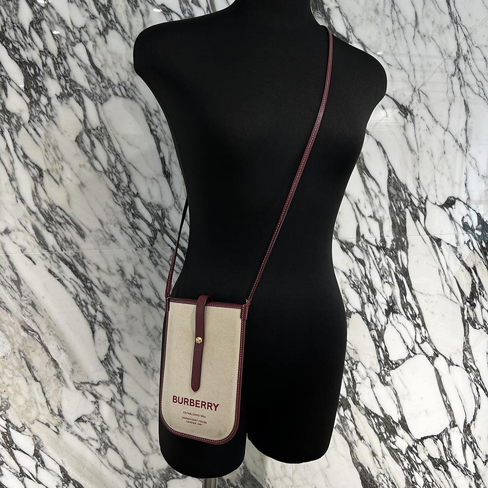 楽天市場】バーバリー ポケットバッグストラップ バーバリー 新品