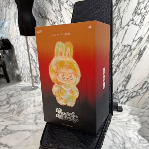 楽天市場】POP MART The Monsters Wacky Mart Series Earphone Case