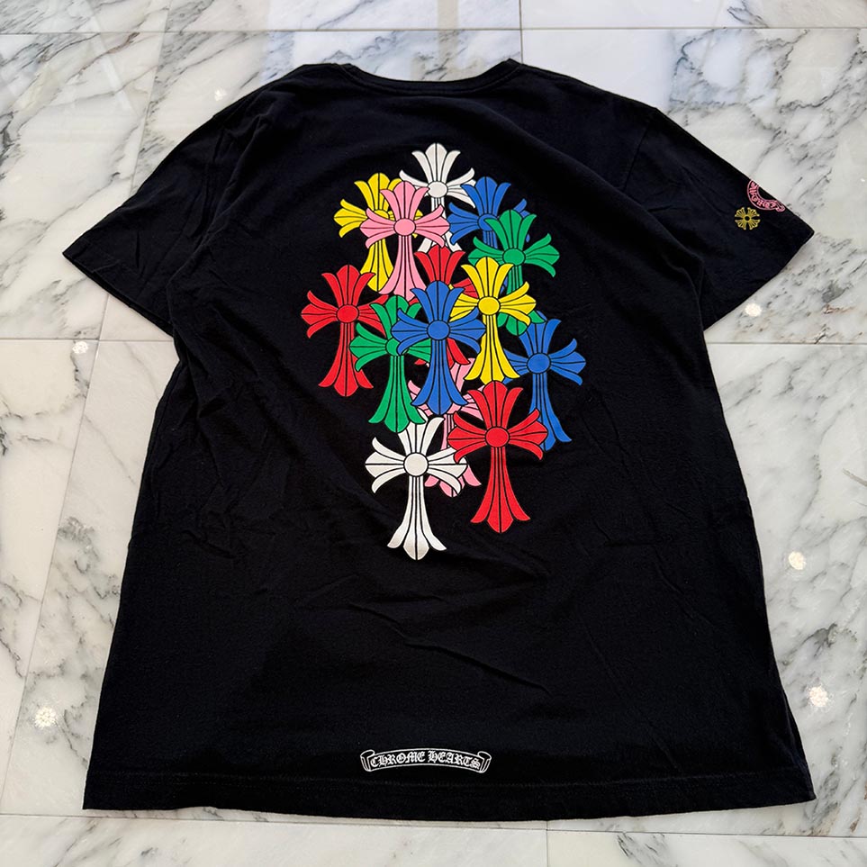 新品未使用 Chrome hearts 黒 Tシャツ バックプリント 青い刺繍 CHROME HEARTS クロムハーツ（原本無） ホースシュー ロゴ