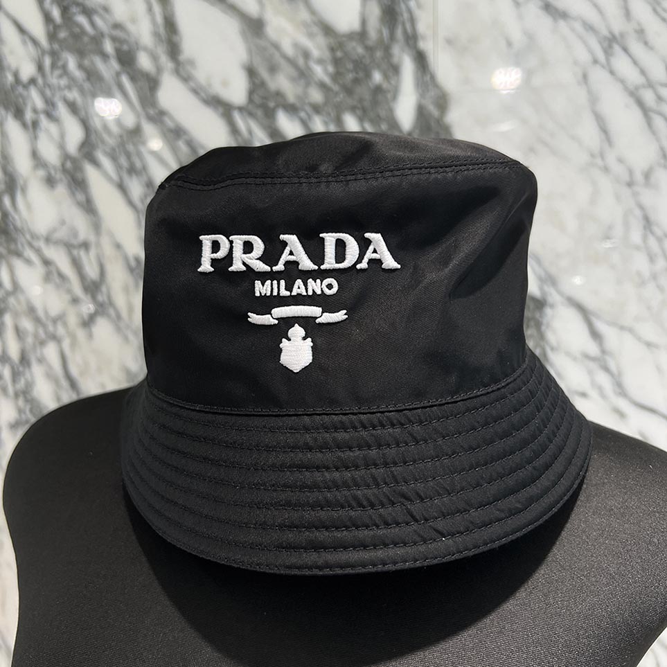 プラダ バケットハット 楽天市場】プラダ PRADA バケットハット キルティング トライアングル