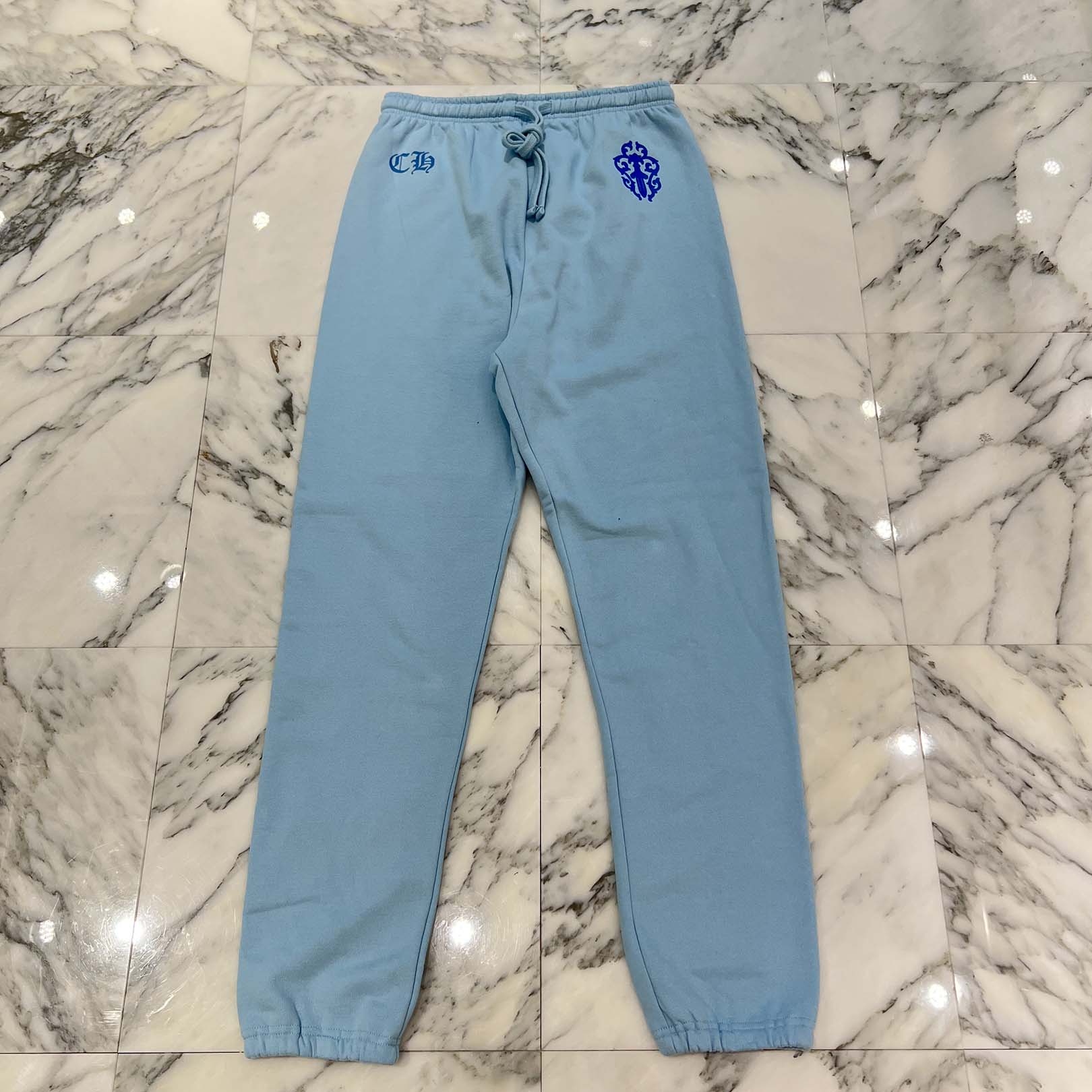 CHROME HEARTS 2025 Miami Art Basel Exclusive Vine Dagger Sweat Pants Size L クロムハーツ マイアミ・工芸・バーゼル押さえる ヴァイン ダガー スウェットパンツ  ヴァインダガー スクロールロゴタイプ ドローストリング 点火装置青碧×青碧 大きさL【260503】【新古品】
