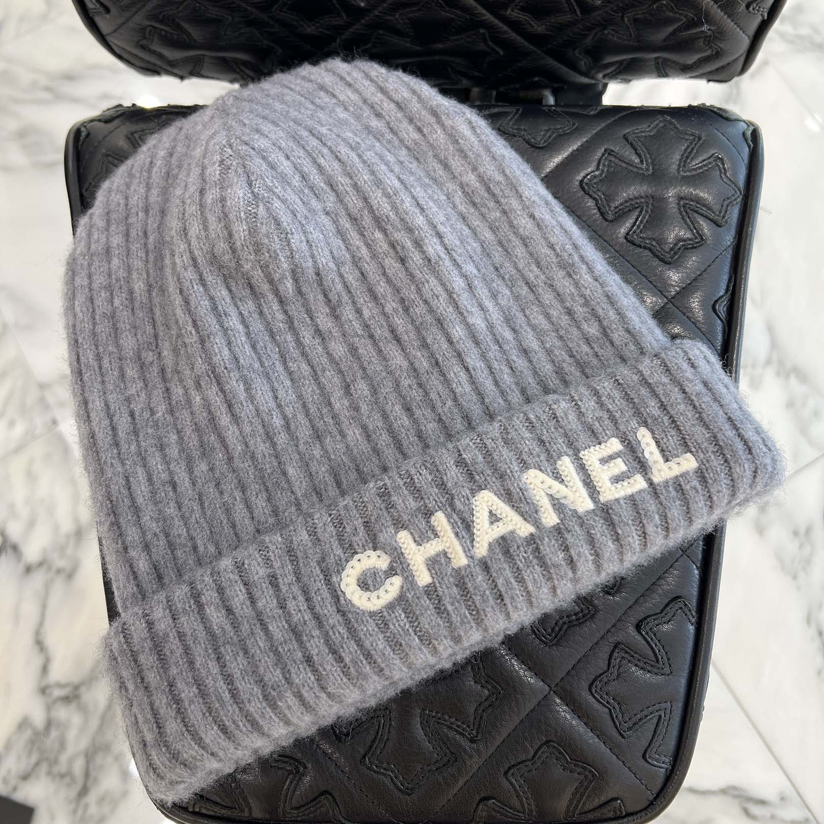 CHANEL シャネル ニット帽 ビーニー 楽天市場】CHANEL シャネル ニットキャップ AA9553 ニット帽 ビーニー