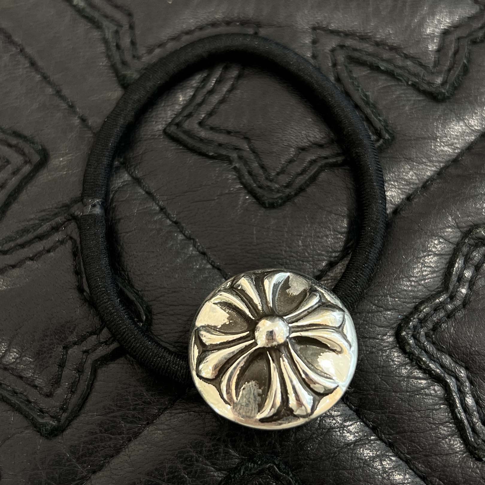 楽天市場】クロムハーツ【CHROME HEARTS】クロス ボール ヘアバンド シルバー ヘアゴム SV925 2984-304-6508-9100  HAIRBAND2 CRSSBLL SILVER CROSS BALL HAIR TIE【ABランク】【中古】 : 買取小町