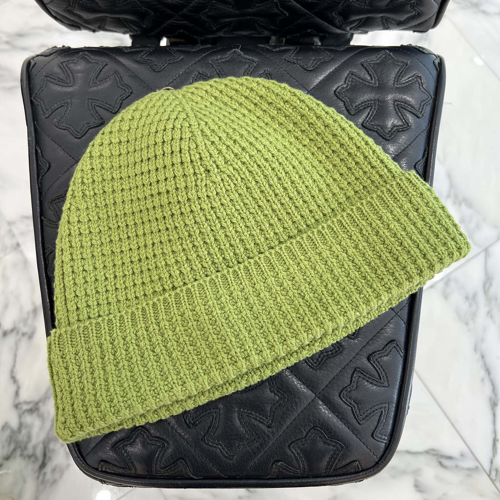 CHROME HEARTS Hit \u0026 Run Cashmere Knit Beanie Size ONE SIZE (53-60) クロムハーツ ヒットアンドラン カシミヤ ニットビーニー 編み物帽 CHロゴタイプ クロスボール カシミール原料品 緑であること 大きさONE SIZE (53-60)【251213】【新古品】