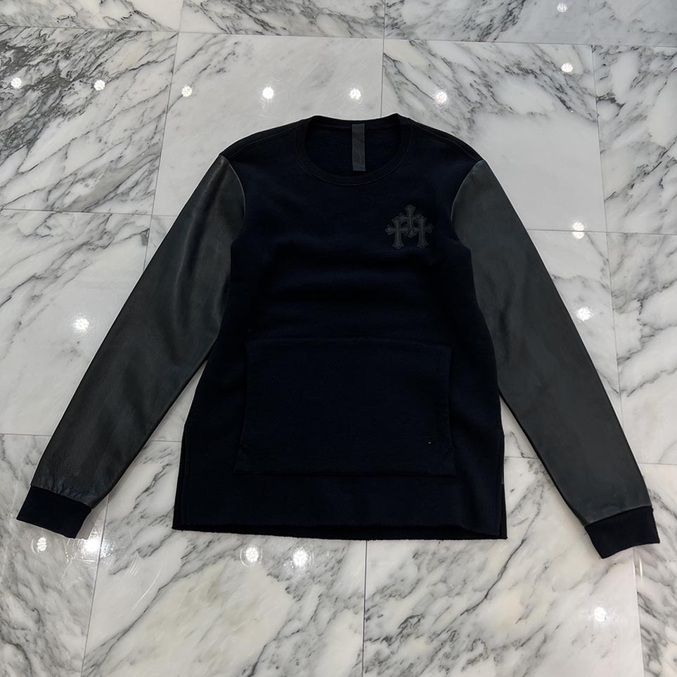 CHROME HEARTS Y NOT Leather Cross Patch Arm Leather Switching Pullover Hoodie Size M クロムハーツ ワイ航空マイル レザークロスパッチ 手なめし革うつり変わり プルオーバーフーディー 細長い切口工業 原料品うつり変わり 年寄りのCr 黒いこと 大きさM【251018】【中古-A】