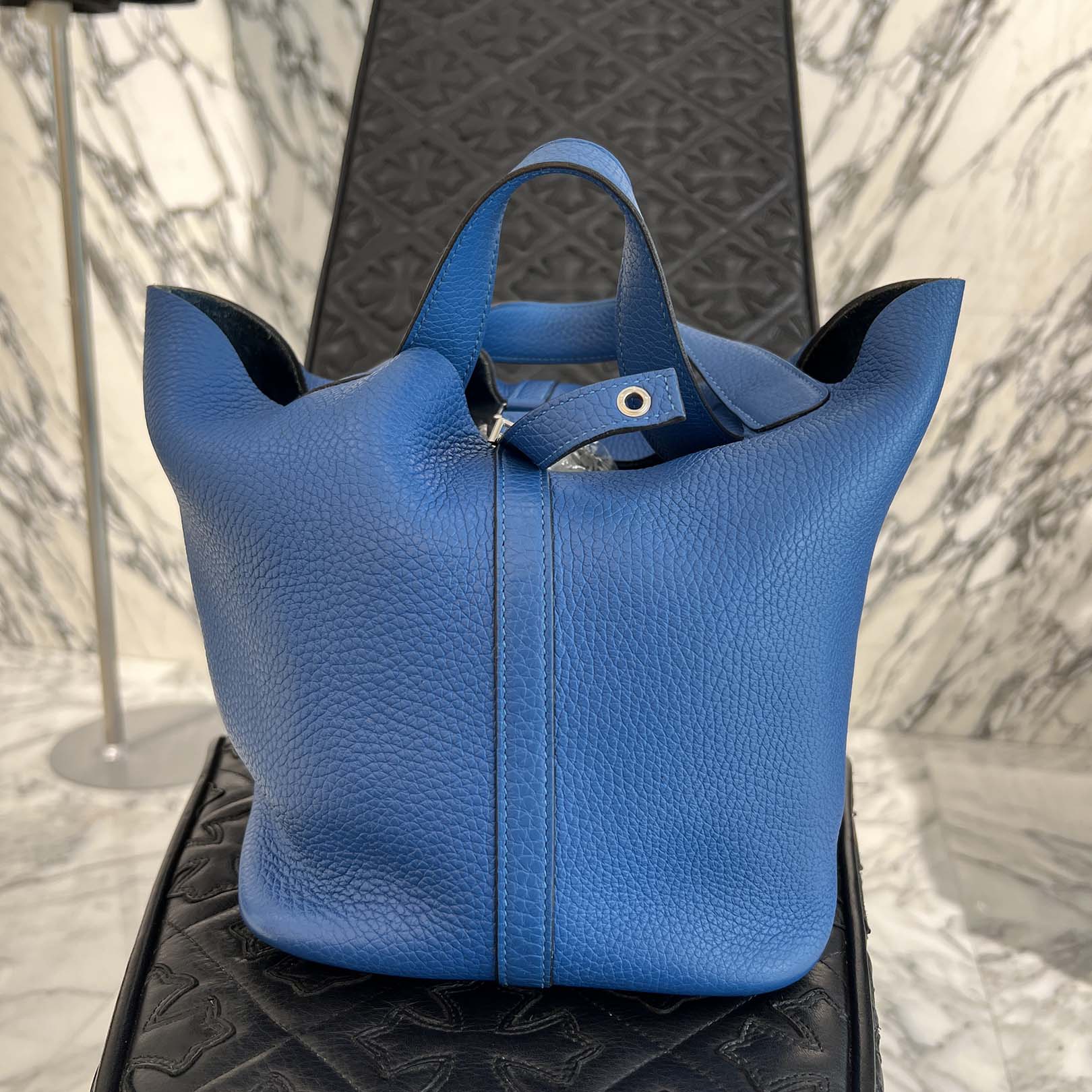 楽天市場】【美品】エルメス 【HERMES】 ピコタンロック18 ブルー
