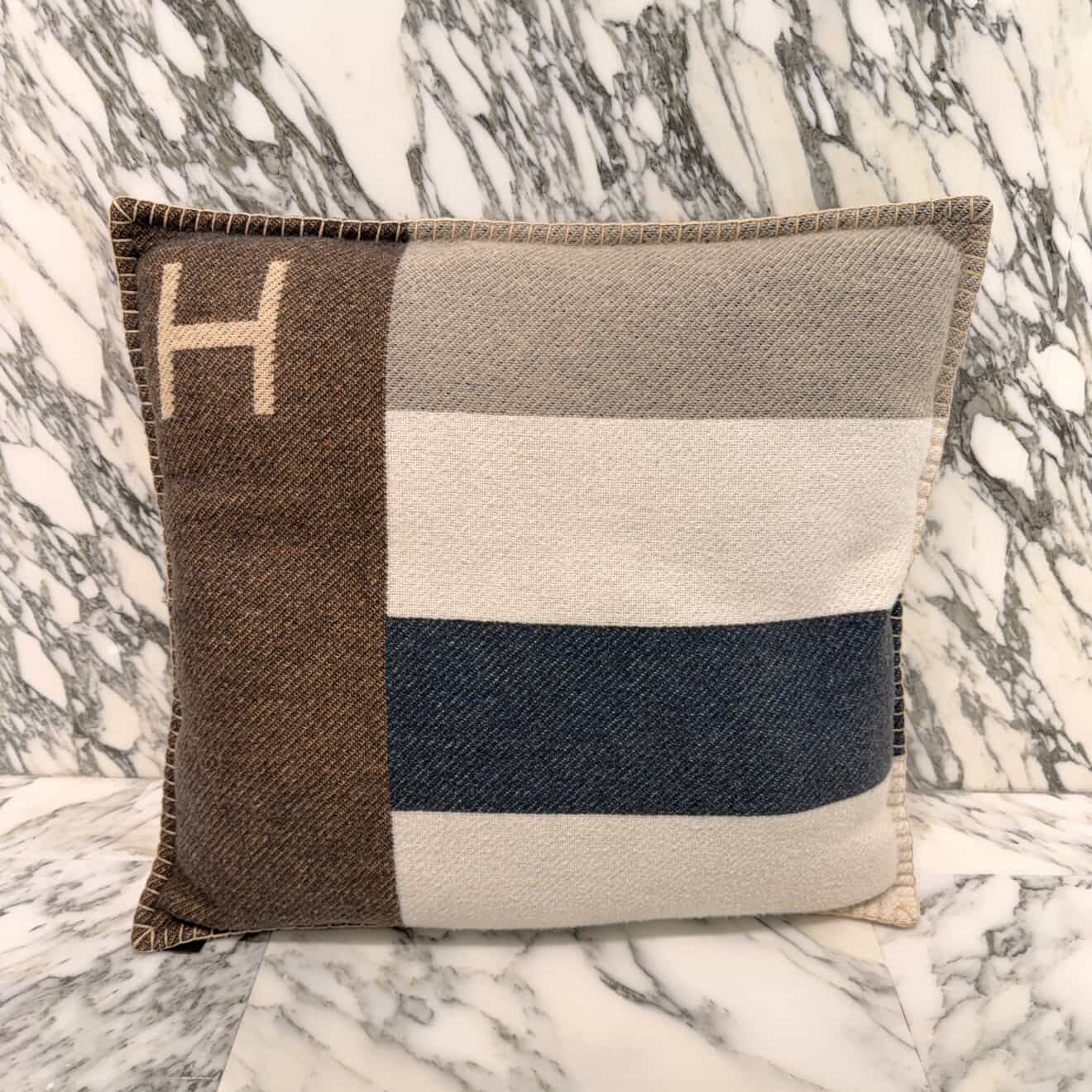 楽天市場】【美品】HERMES エルメス クッション カバー エクリュ