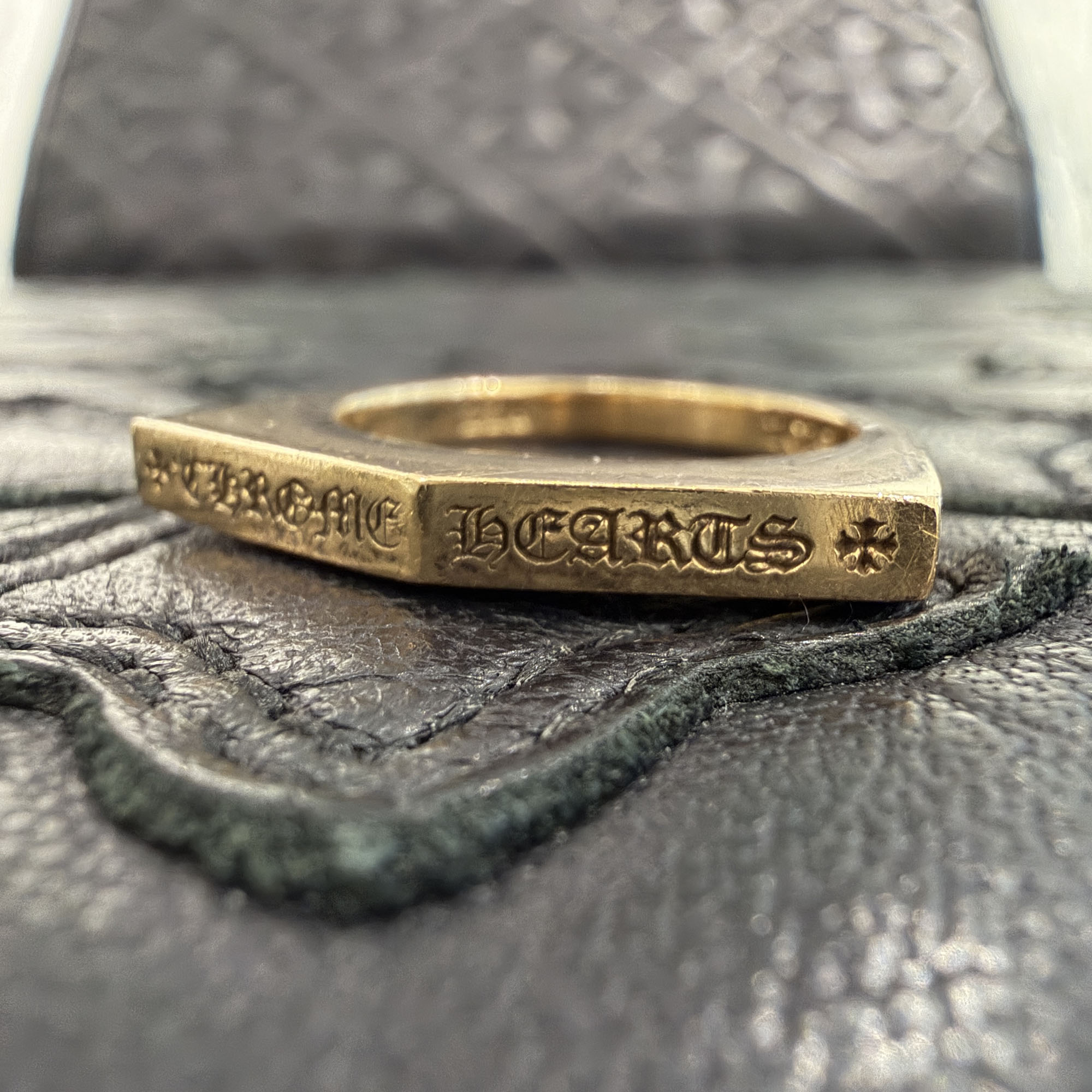 CHROME HEARTS 22K Plus Logo Ring Size 14号 クロムハーツ 22K プラス ロゴ リング アクセサリー 指輪 22K ゴールド CHプラス サイズ14号【260303】【中古-A】｜メメントスオンライン店