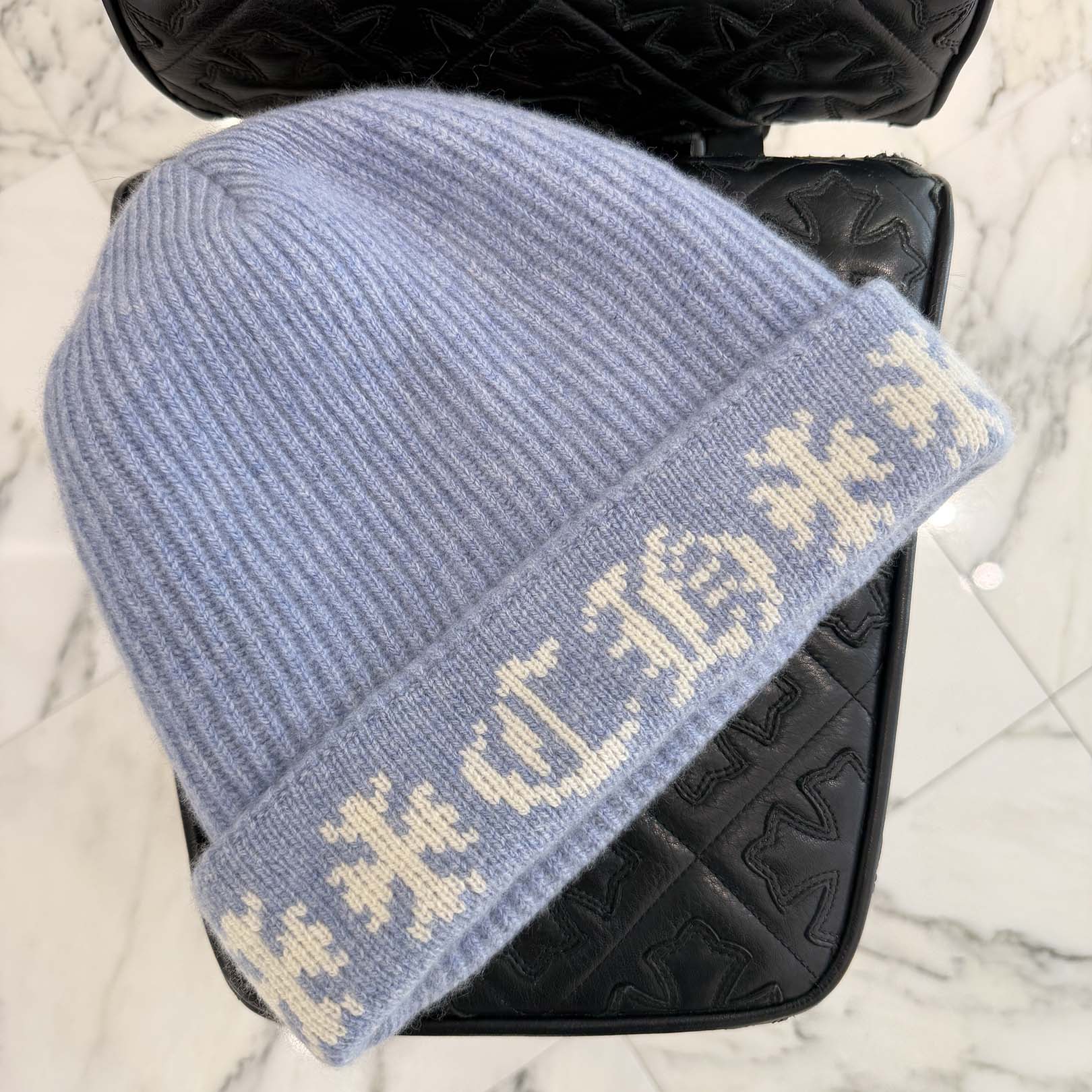 CHROME HEARTS BIG DADDY Cashmere Knit Beanie Size ONE SIZE (53-60) クロムハーツ ビッグダディ カシミール ニットビーニー 編み物帽 CHロゴタイプ スタークロスボール カシミール原料品 ともし火青碧×白いこと 大いさONE SIZE (53-60)【260324】【中古-A】
