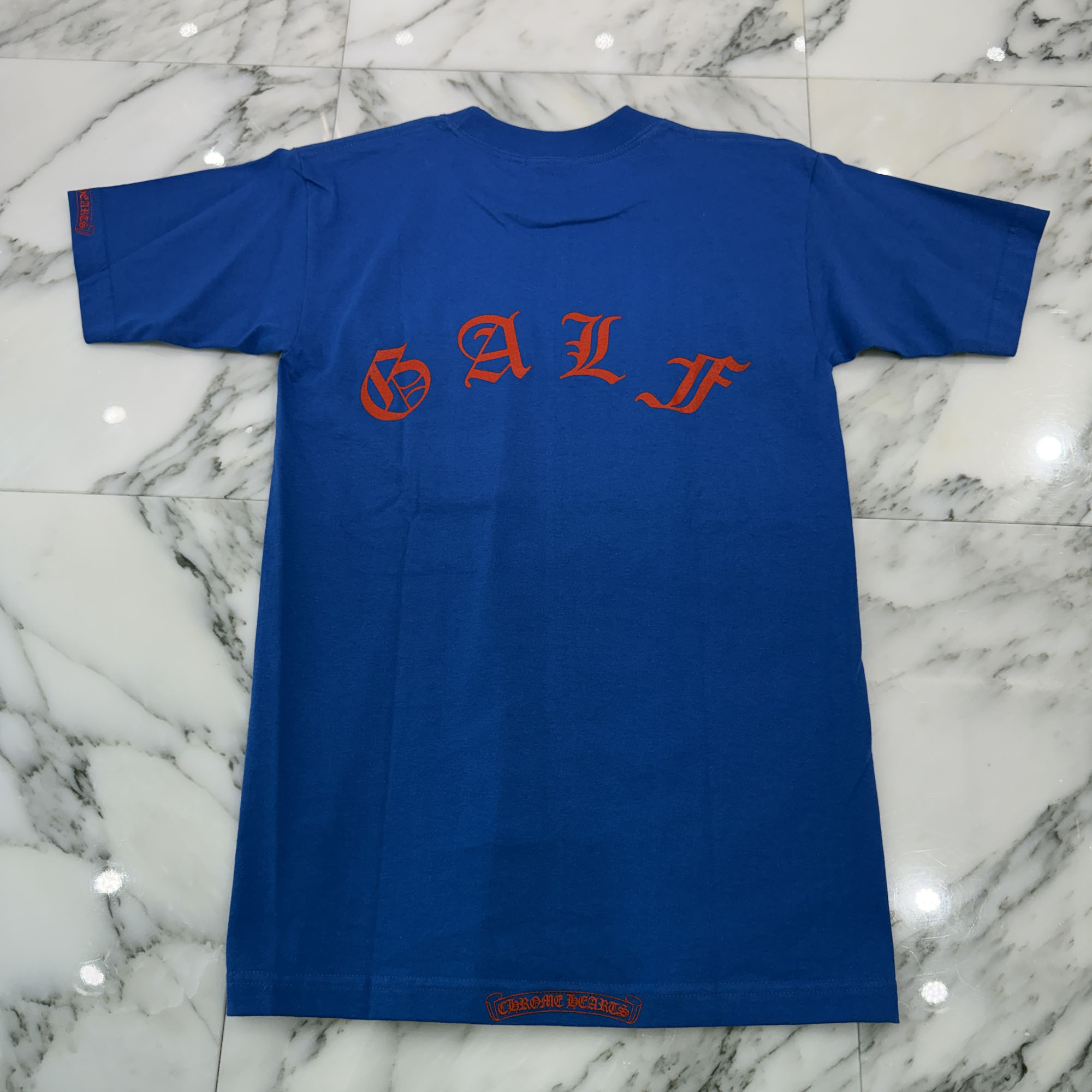 CHROME HEARTS × Galf Intellectual Gallery Tee Size S クロムハーツ × ガルフ インテレクチュアル 美術館 プルオーバー 半袖カットソー 胸ポケ 盛岡ガルフ すべり出しCr 年寄りのCr ロゴタイプ刷り上げる 青み×赤いこと 大きさS【260402】【中古-A】