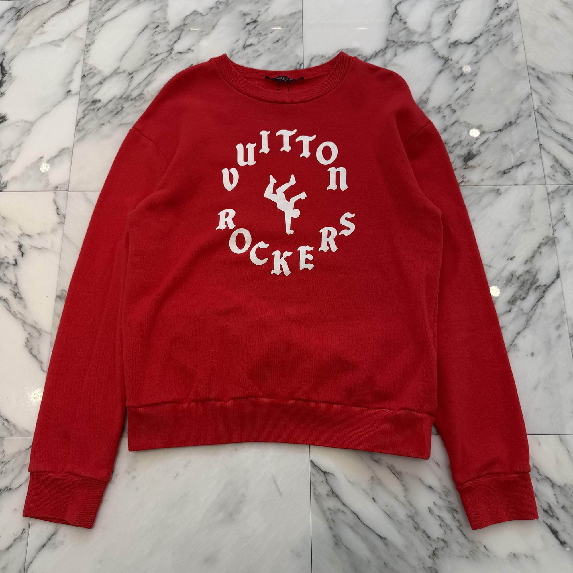 LOUIS VUITTON 2022SS Rockers Crewneck Sweatshirt HMY96W Size M ルイヴィトン ロッカーズ 労働者の一団のど首 トレイナー 調教師 LVロゴタイプ ロゴタイプ刷り上げる 赤いこと×白いこと 大きさM【260405】【中古-A】