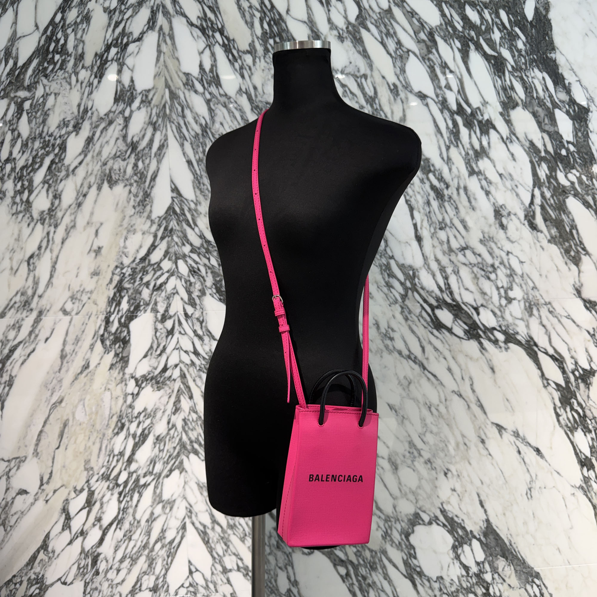 BALENCIAGA 2019AW Shopping Phone Holder Shoulder Bag 593826 バレンシアガ 買い出し 電話機保持者 ショルダーバッグ ハンドバッグ 持ちはこぶ保持者御徒面子 2way御徒面子 フロントロゴプリント さくら色×黒いこと【260412】【中古-B】