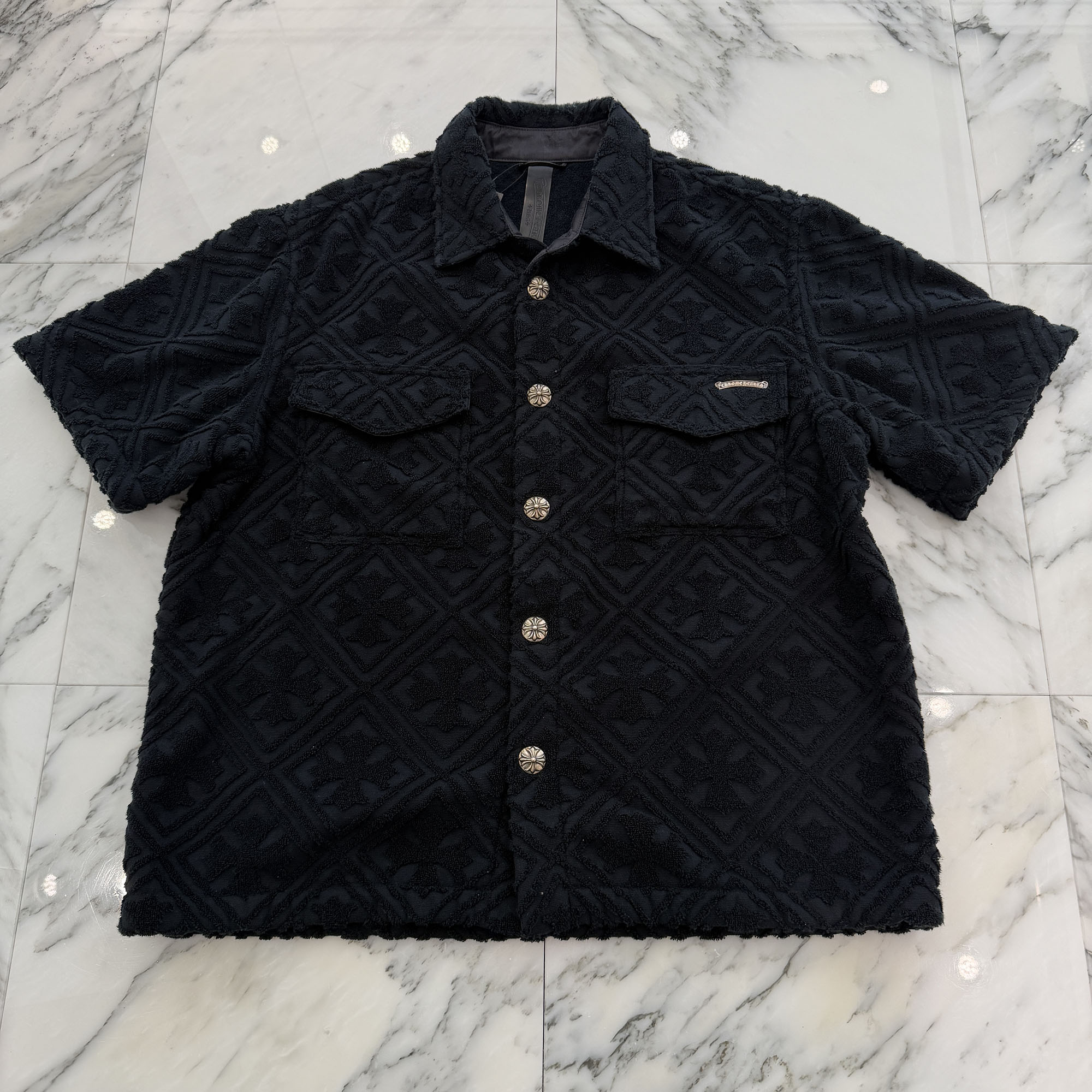 CHROME HEARTS Y NOT CH Plus Pattern Pile Terry Shirt Size XS クロムハーツ ワイ航空マイル CH足し加える総柄 パイル地 テリー プルオーバー クロスボールボタン CH足し加える しろがね色一皿 黒いこと 大きさXS【260610】【ほぼ新品】