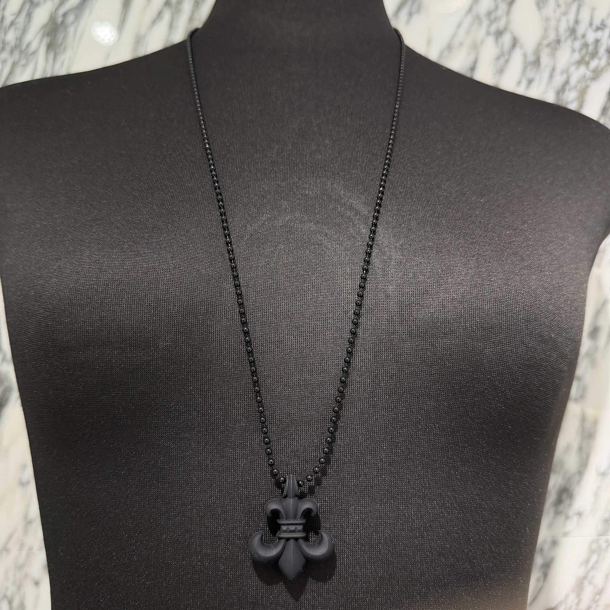 CHROME HEARTS PENDANT BS FLARE PLSTC クロムハーツ シャンデリヤ BS太陽フレア 可塑性物質 首飾り 天然ゴム ケイ素樹脂 付属物 どんぶり鉢チェーン店 黒いこと【260523】【新古品】