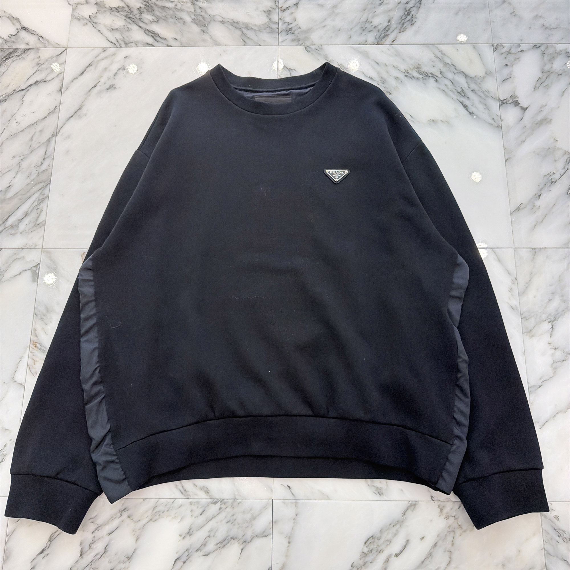 PRADA 2022AW Triangle Logo Technical Cotton Sweratshirt Size M プラダ ３角形ロゴタイプ テクニカルコットン トレーナー 調教師 ロゴタイプ一皿 原料品うつり変わり リナイロン 黒いこと 大きさM【260520】【中古-B】