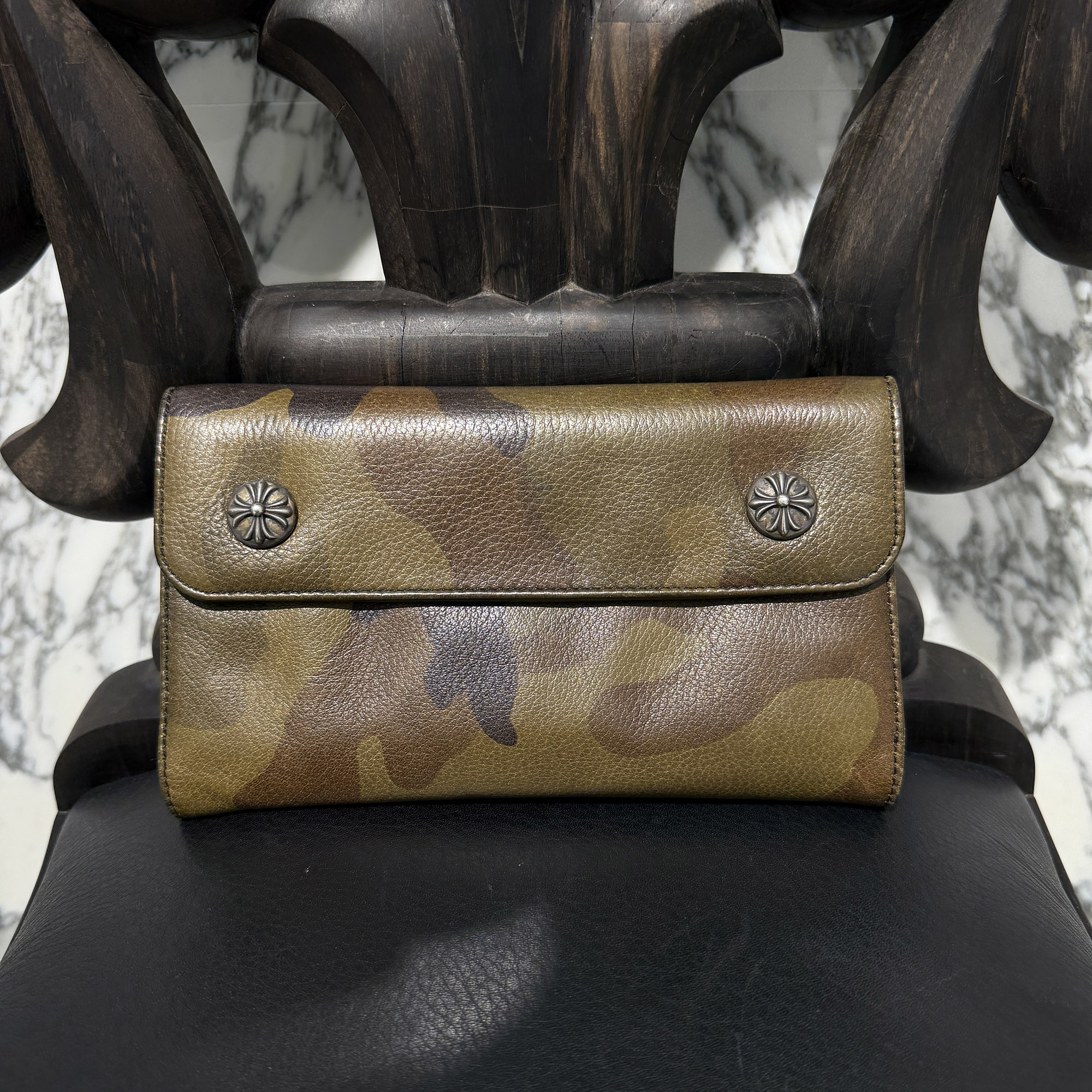 CHROME HEARTS Camouflage Wave Cross Ball Wallet クロムハーツ 化けの皮 縮くれる クロスボール ウォレット 三つ折り金入れ レザーウォレット カーフスキン ダガージップ しろがね色925 偽装柄 化けの皮【260527】【中古-B】