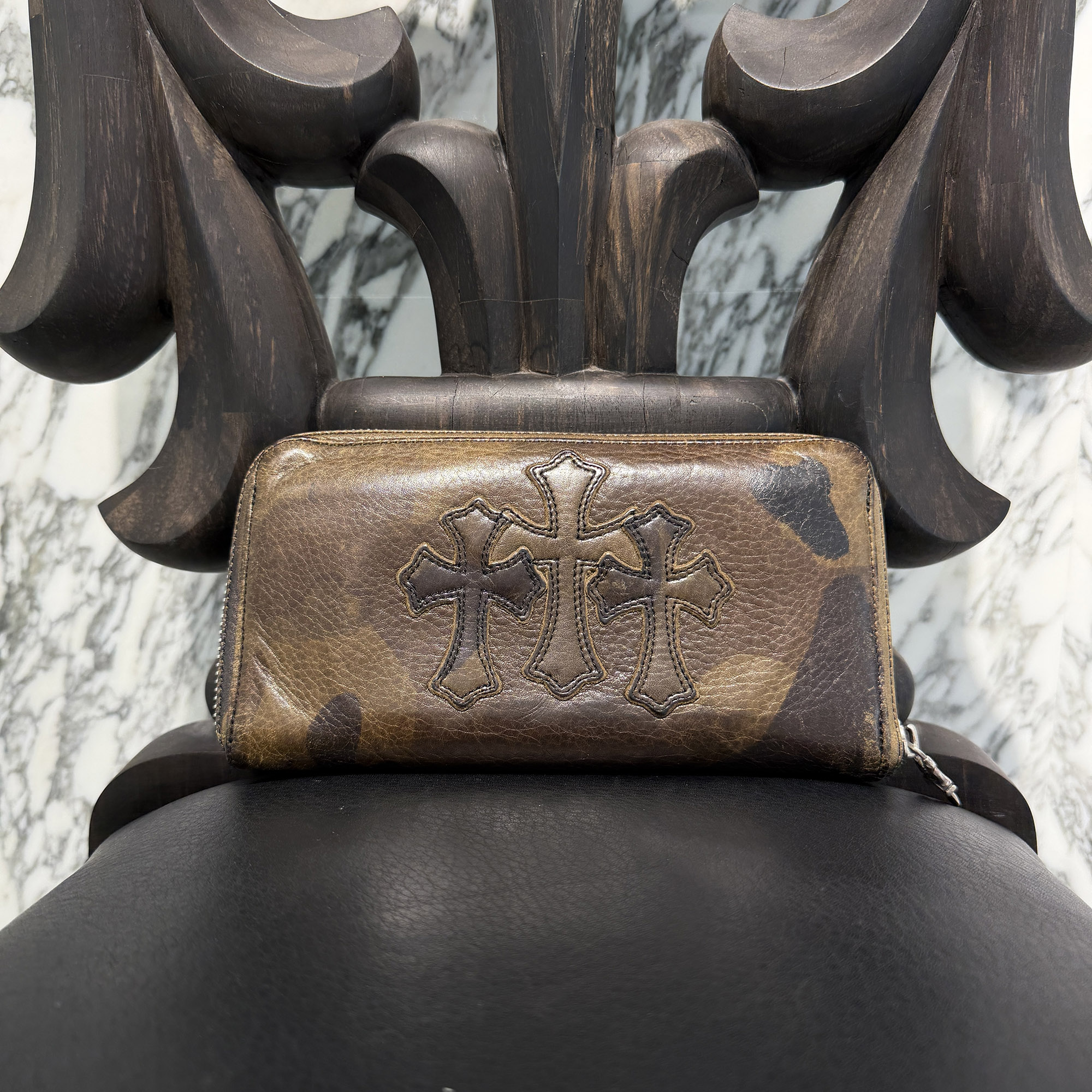 CHROME HEARTS Camouflage 3 Cemetery Cross Leather Patch REC F ZIP Wallet クロムハーツ 化けの皮 3セメタリークロス なめし革継ぎ切れ レック F ジップ ウォレット 長金入れ レザーウォレット はりつけ台継ぎ切れ ラウンドジップ 化けの皮【260528】【中古-B】