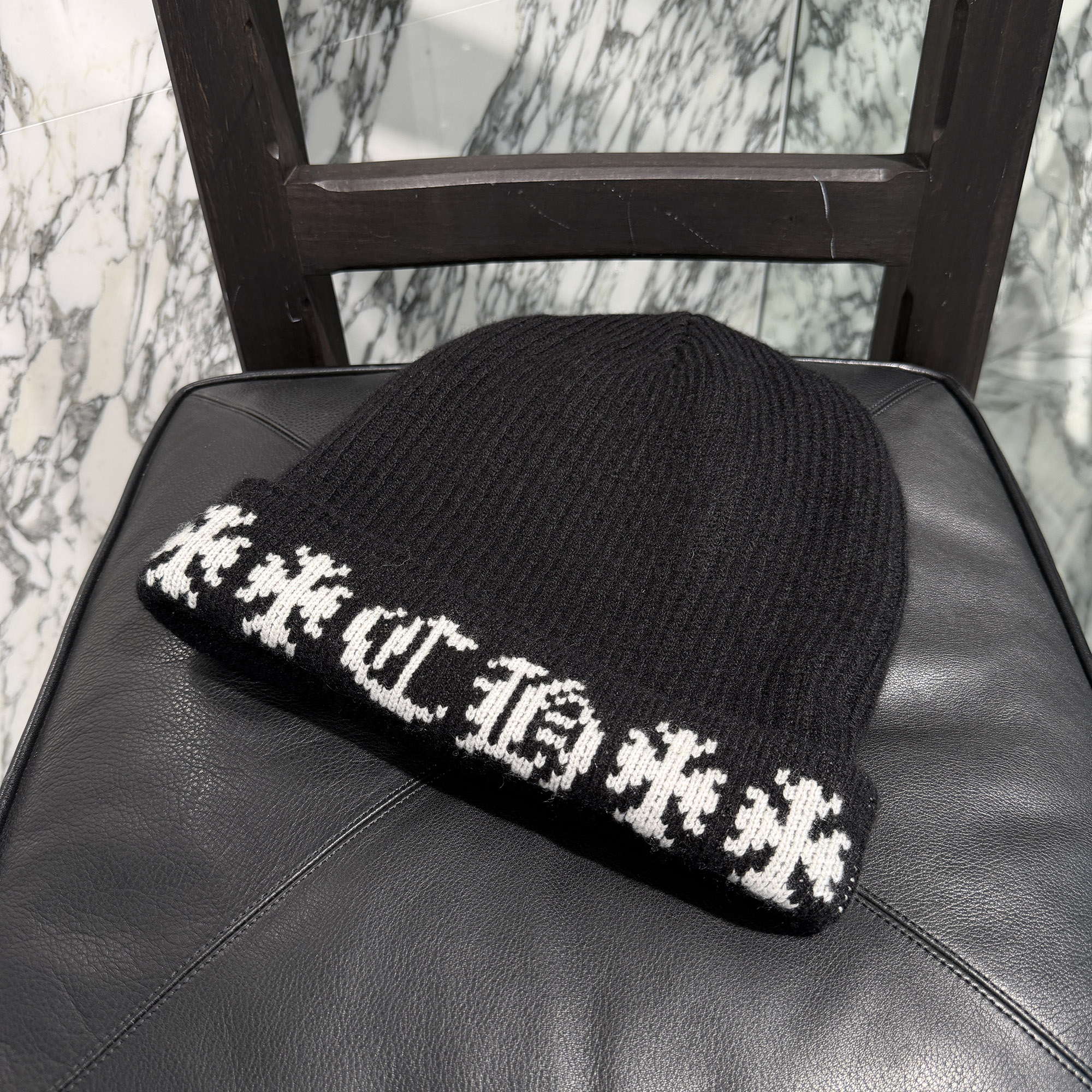 CHROME HEARTS BIG DADDY Cashmere Knit Beanie Size ONE SIZE (25糎) クロムハーツ ビッグダディ カシミール ニットビーニー 編み物帽 CHロゴタイプ クロスボール カシミール原料品 黒いこと×白いこと 大いさONE SIZE (25糎)【260605】【中古-A】