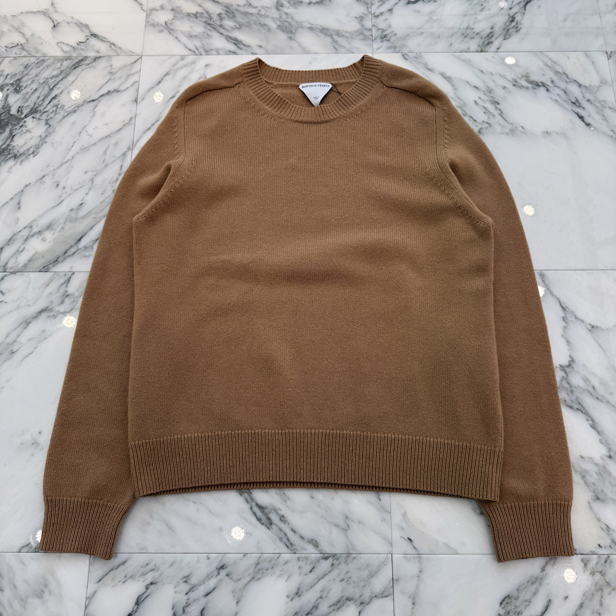 BOTTEGA VENETA 2021AW Crew Neck Wool Knit Sweater 638771 V07J0 Size M  ボッテガ・ヴェネタ 労働者の一団のど首 ウールニットセーター 羊毛編み物 駱駝 大きさM【260606】【中古-A】