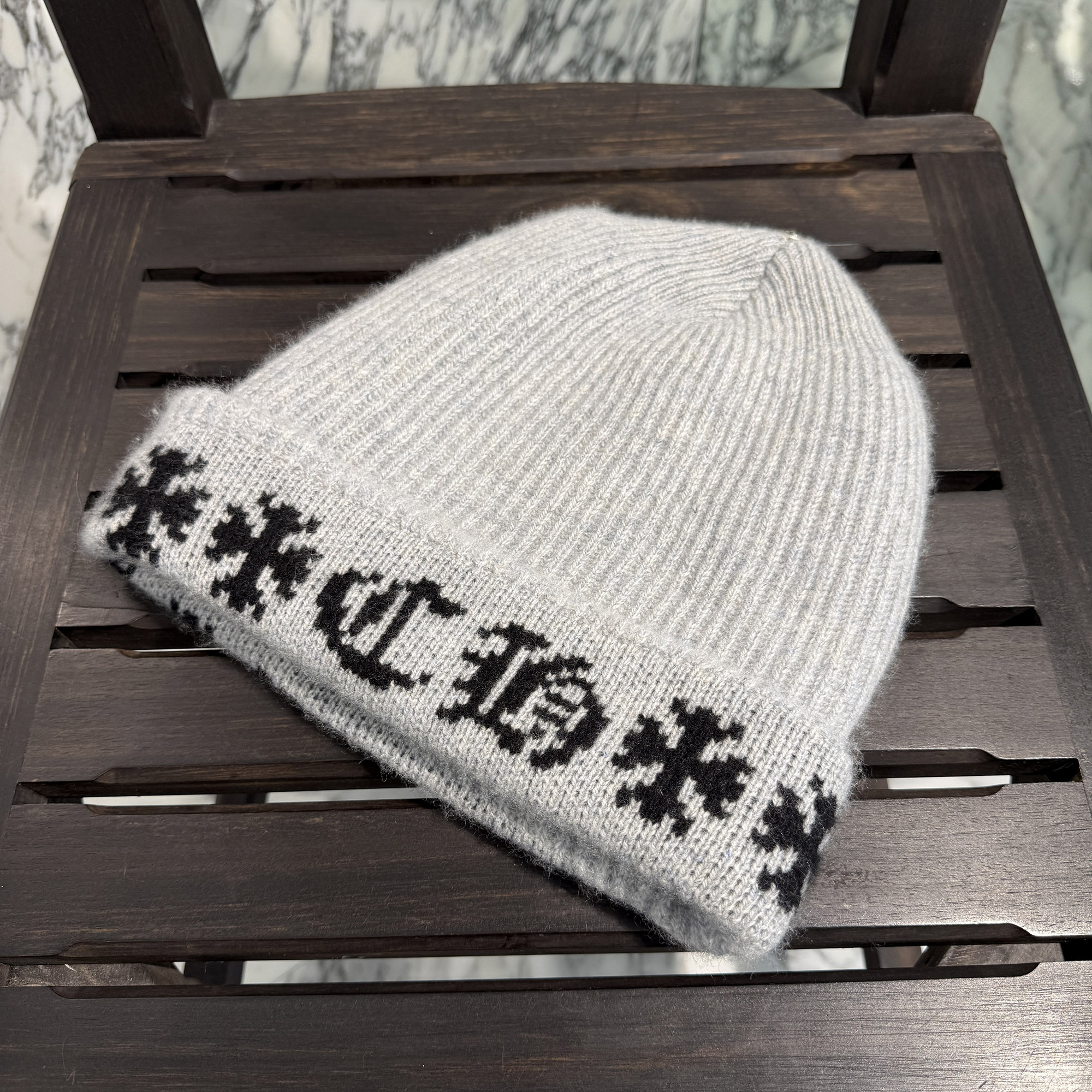 CHROME HEARTS BIG DADDY Cashmere Knit Beanie Size ONE SIZE (25糎) クロムハーツ ビッグダディ カシミール ニットビーニー 編み物帽 CHロゴタイプ クロスボール カシミール原料品 薄墨色×黒いこと 大いさONE SIZE (25糎)【260606】【中古-A】
