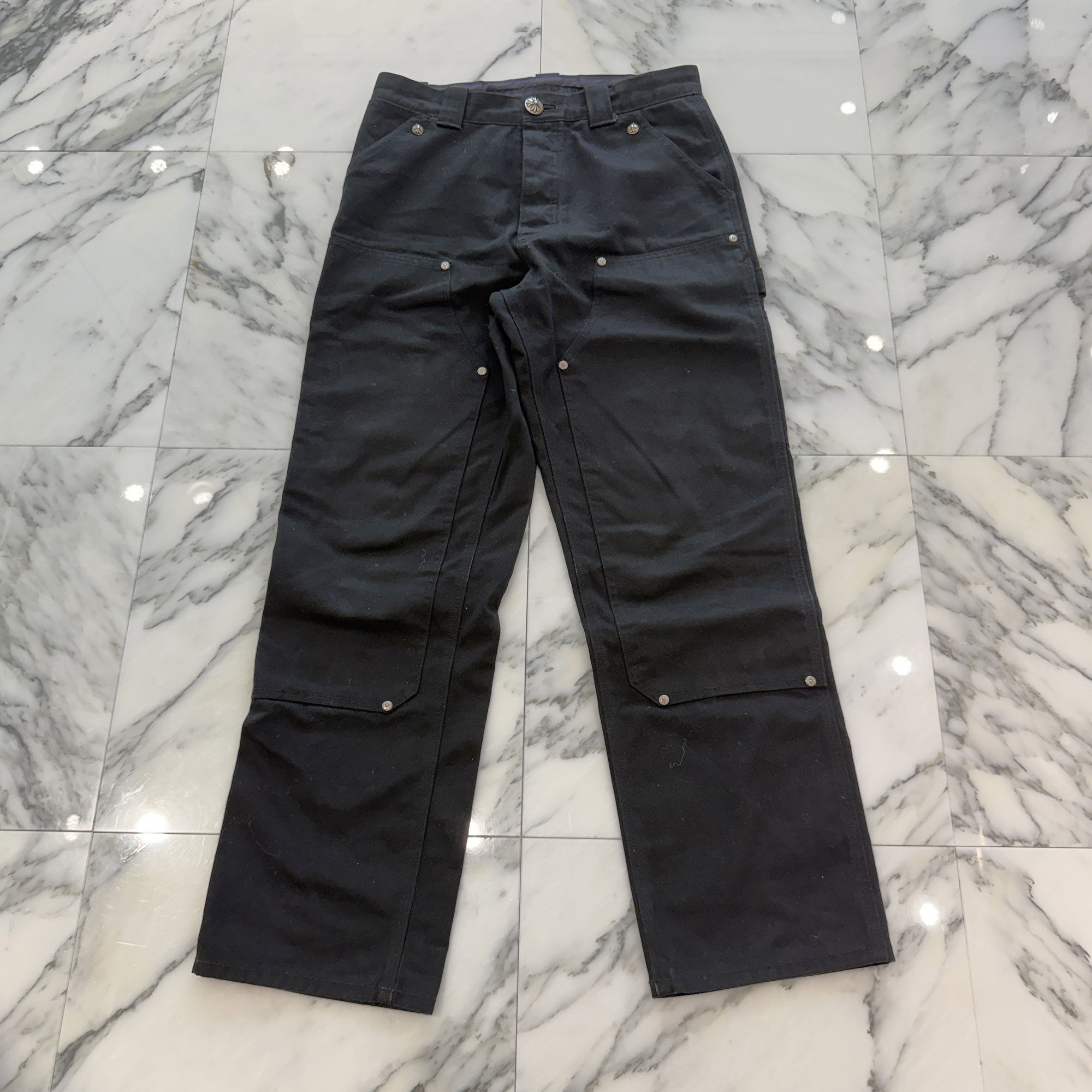 CHROME HEARTS Carpenter Cross Ball Button Denim Pants Size 30 クロムハーツ 飛騨工 クロスボールボタン ジーンズズボン下 ダブルニー 綿織物ズボン下 金鎚繰り返し CH足し加える ホースシューボタンかざり付ける 黒いこと×しろがね色 大いさ30【260608】【中古-A】