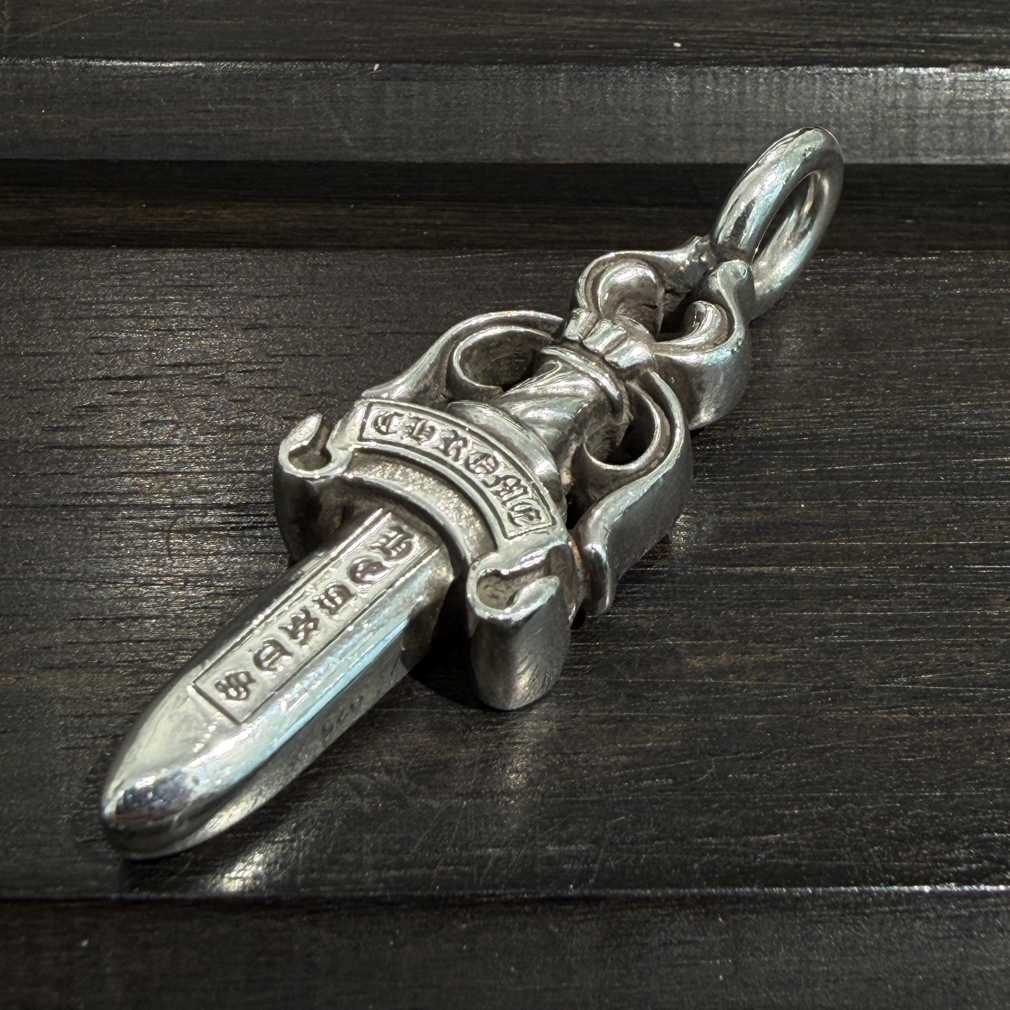 CHROME HEARTS Double Dagger Pendant Top クロムハーツ ダブルダガー シャンデリヤとっ始め 付属物 首飾りとっ始め しろがね色925 しろがね色【260608】【中古-A】