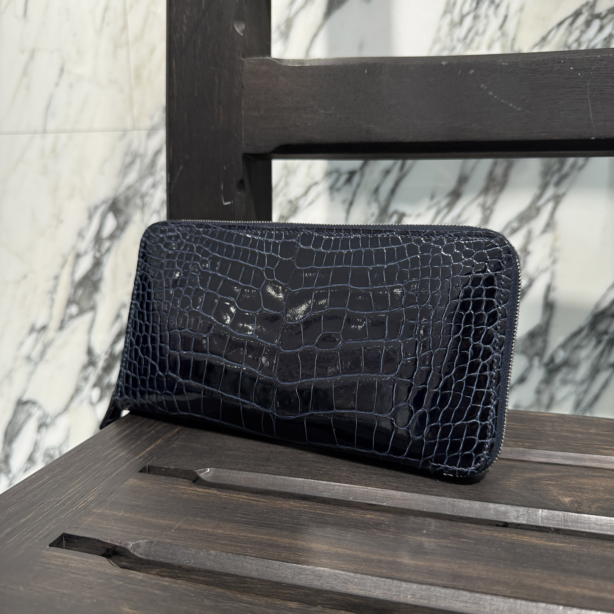 HERMES Azap Long Leather Wallet "Bleu Marine" Y刻印 エルメス アザップ ロング レザーウォレット "ブルーマリン" Y刻印 長財布 ラウンドジップ ロゴ刻印金具 アリゲーター ブルーマリン【260627】【中古-A】|メメントスオンライン店