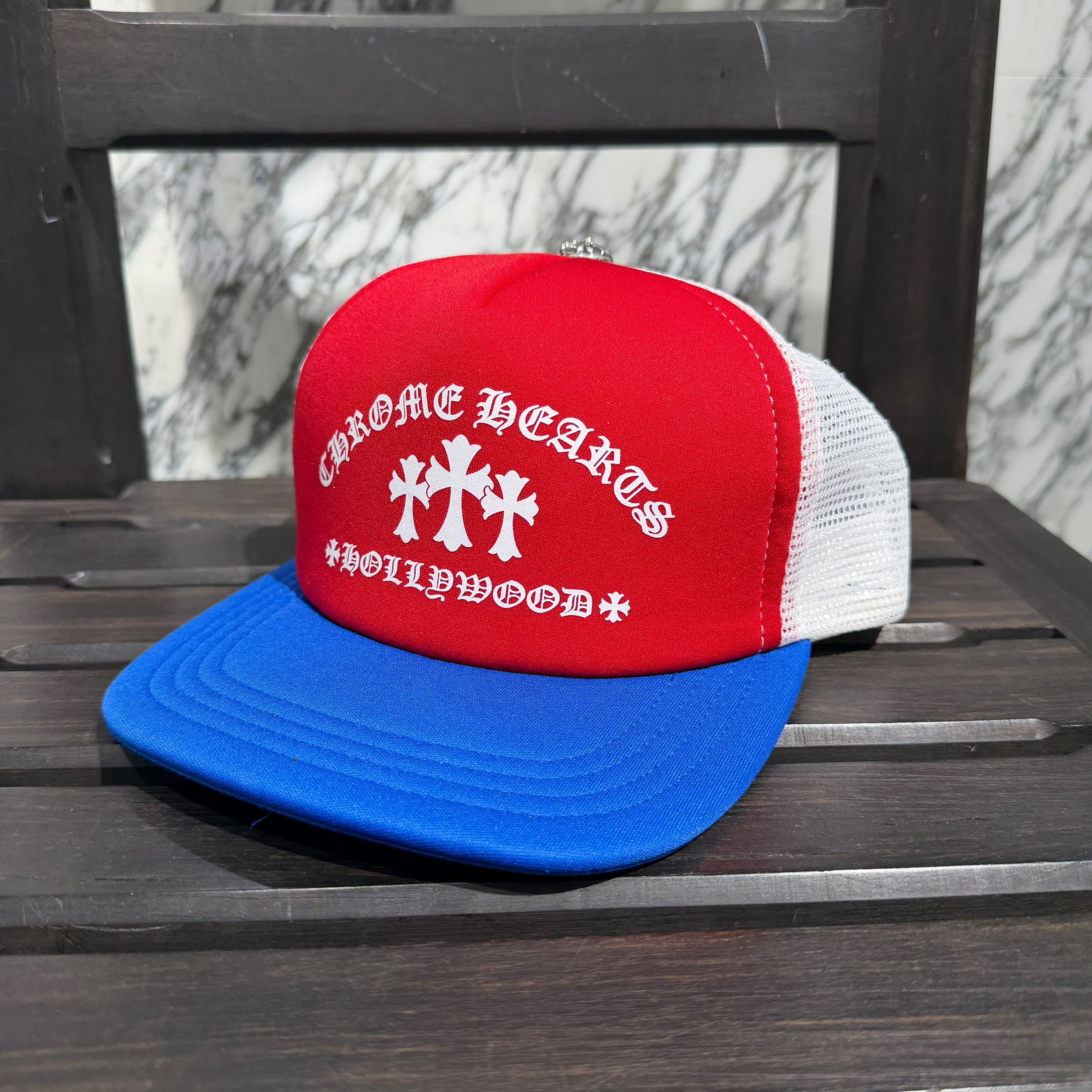 CHROME HEARTS 2026SS Online Limited King Taco Hollywood Trucker Cap Size ONE SIZE (51-61) クロムハーツ 2026SS オンライン限定 キングタコ ハリウッド トラッカーキャップ メッシュキャップ レッド×ホワイト×ブルー サイズONE SIZE (51-61)【260715】【ほぼ新品】|メメントスオンライン店
