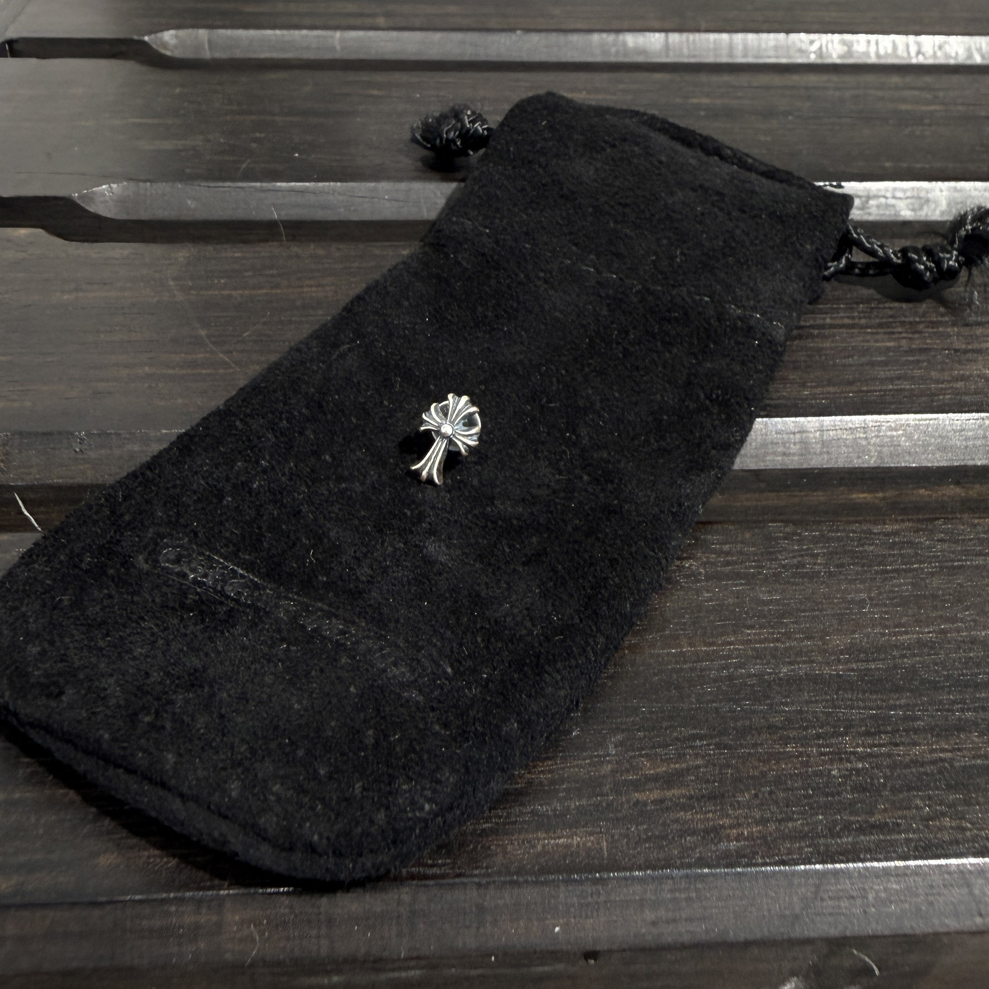 CHROME HEARTS Stack CH Cross Stud Earring クロムハーツ スタックCHクロス スタッズ イヤリング ピアス アクセサリー シルバー925 シルバー【260716】【新古品】｜メメントスオンライン店