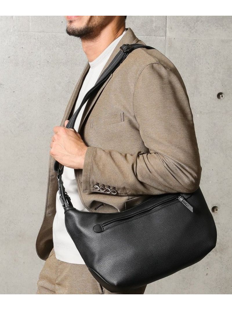 撥水加工 シュリンク型押しレザーショルダーバッグ メンズ Bigi Men S