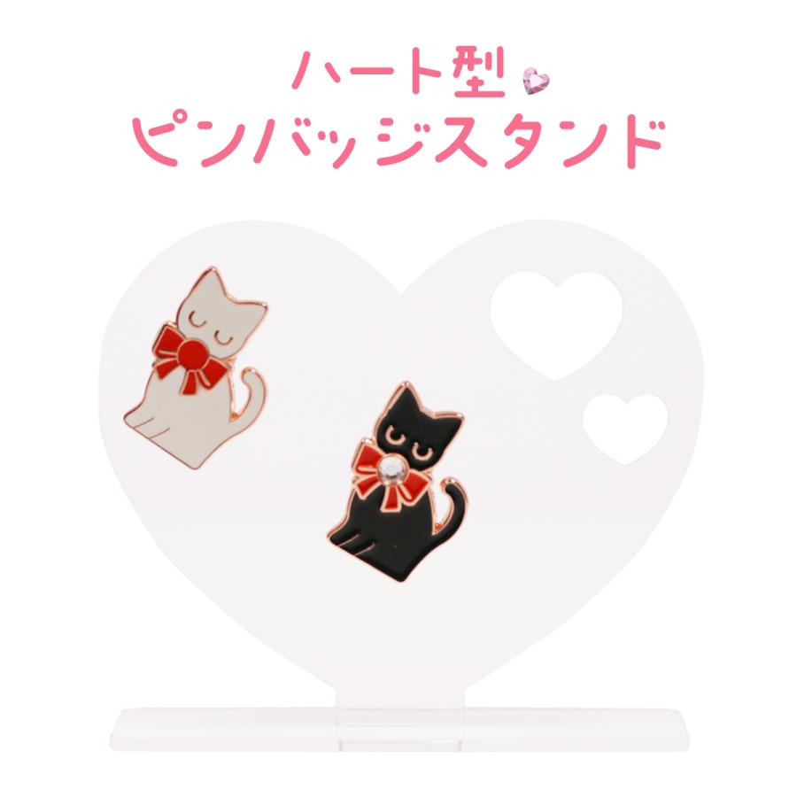 キャラクター ハート型ピンバッジ セット 1.jpg