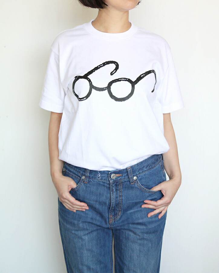 楽天市場 Claska クラスカ べスのメガネ Tシャツ Sサイズ 半袖 レディース メンズ コットン 綿100 ホワイト カジュアル 白 プリント イラスト シンプル おしゃれ ギフト プレゼント 贈り物 ネコポス対応 あす楽対応 インテリア雑貨mercato メルカート 楽天市場 Claska クラスカ べスのメガネ Tシャツ Sサイズ 半袖 レディース メンズ コットン 綿100 ホワイト カジュアル 白 プリント イラスト シンプル おしゃれ ギフト プレゼント 贈り物 ネコポス対応 あす楽対応 インテリア雑貨mercato メルカート